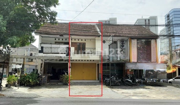 For Rent 2-Story Shop House in Strategic Location on Palagan Street, Ngaglik - Sleman