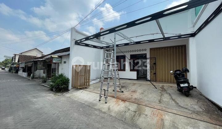 Gudang/Kantor 200 Meter Persegi Lokasi Dekat Jalan Magelang, Sinduadi, Mlati, Sleman