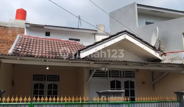 Disewakan Rumah di Taman Harapan Baru Bekasi