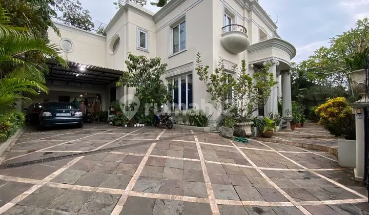 Dijual Cepat Rumah Mewah Design Classic Lokasi Premium di Jalan M Kahfi Jagakarsa Jakarta Selatan