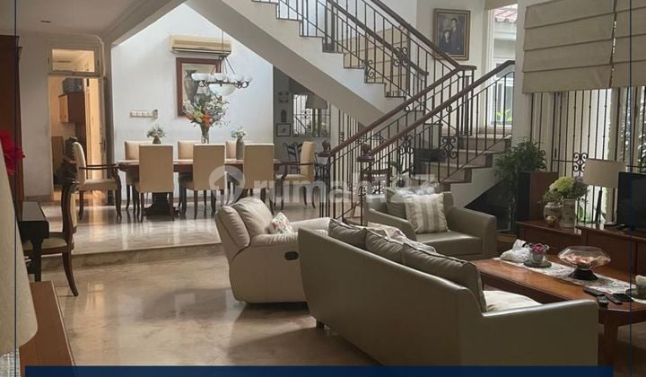 Dijual Rumah 2 Lantai Bagus Furnished SHM Lebak Bulus