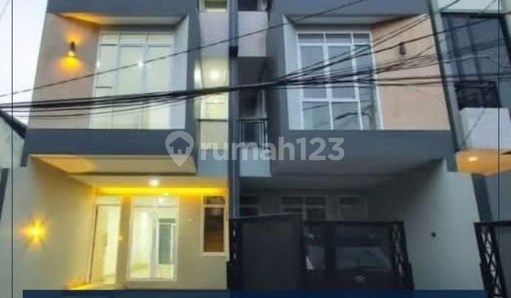 Dijual Cepat Rumah Shm 3 Lantai Baru Bangun