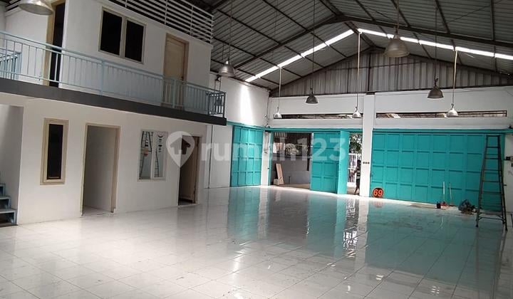 Warehouse and Strategic Business Space on Bkr Street, Downtown Bandung