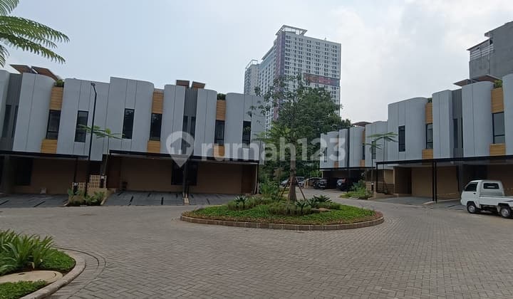 Rumah Private Exlusive Free Dp Di Serpong