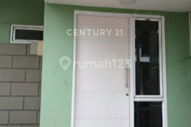 Rumah 2 Lt Arcadia Village Lingkungan Nyaman Dekat Sekolah dan Rs