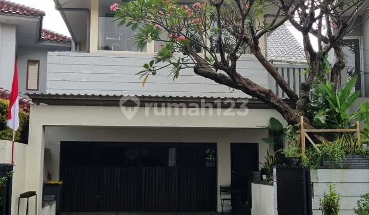 Rumah Mewah di Mandar Bintaro Sektor 3, Tangerang Selatan