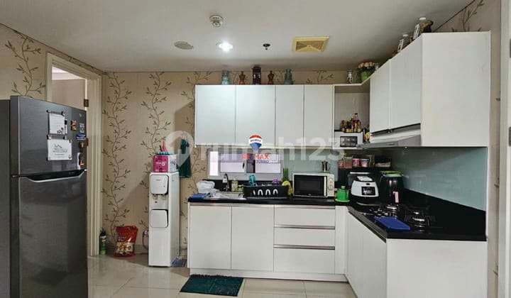 Disewakan Murah Kondominium di Rainbow Spring Gading Serpong View Pool