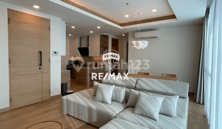 Disewakan Unit Premium Siap Huni Apartemen Mewah di The Windsor, Puri Jakarta Barat