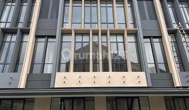 Brand New!! Disewakan Ruko Gandeng Northridge Strategis di Jalan Bsd Raya Utama