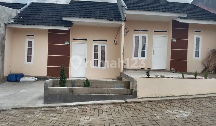 Hunian Minimalis Strategis Dekat Stasiun di Parung Kuda Sukabumi