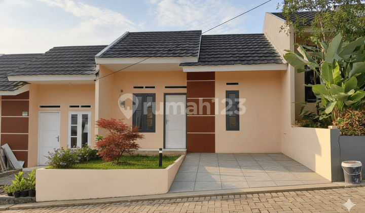 First Home for a Happy Small Family! Close to Industrial Area :Heart:️ Nice HGB House at Pt Nina Venus Indonusa Ii, Jl. Pramuka, Parungkuda, Parung Kuda, Sukabumi, West Java, Indonesia, 43357, Sukabumi City