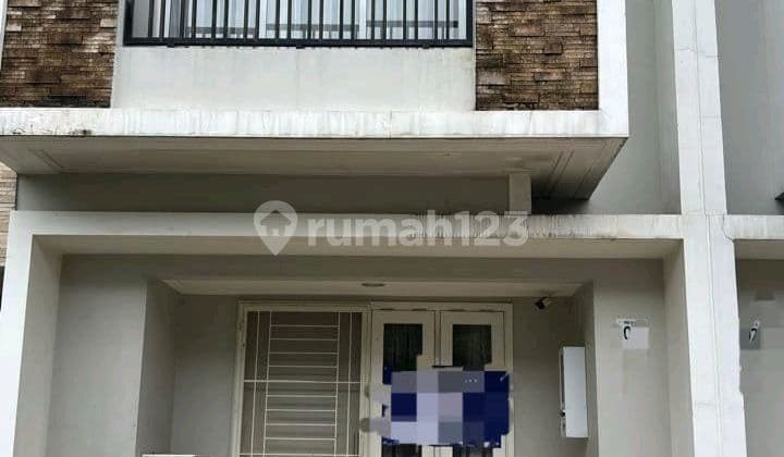 Fully Furnished Ready-to-Live House in Verdy Symphonia Cluster