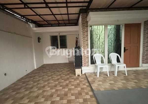 House for Sale in Nusaloka, BSD