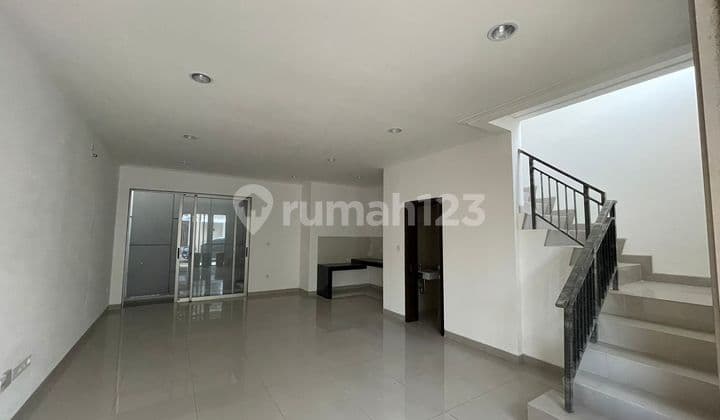 Disewakan Rumah Kosongan Ukuran 6x15 Pik 2 Murah