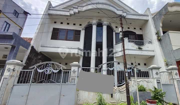 Rumah Jl. Embong Kartiko, Undaan