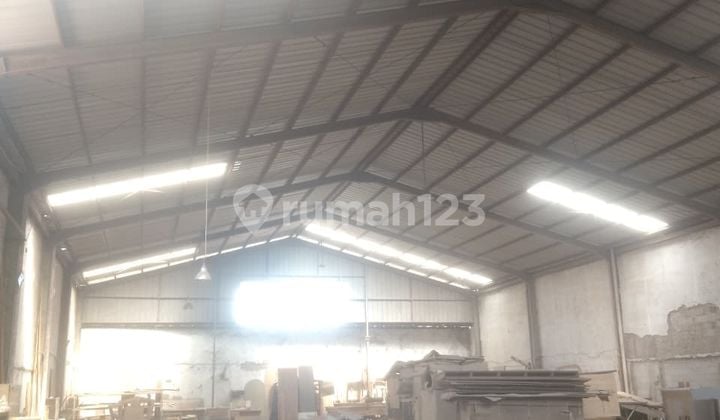 Disewakan Gudang Di Kavling Dpr Cipondoh Lb.600m2