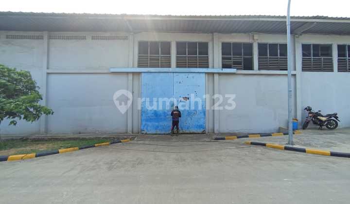 For Rent Large Warehouse in Daan Mogot Area 1974m2