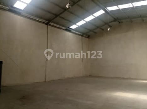 Disewakan Gudang Di Cengkareng Lb 240m2