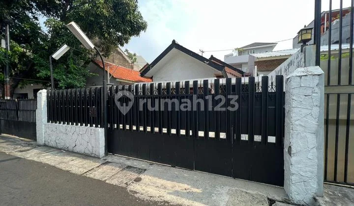 Dijual Rumah Harga Dibawah Njop @petojo Selatan 8x37