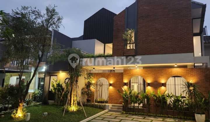 Rumah Baru Renovasi Konsep Modern di The Green BSD