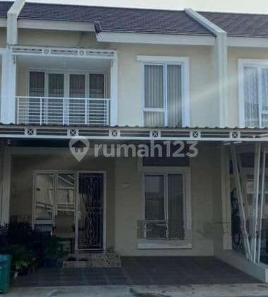 Rumah Siap Huni di Serua 2,5 Lantai di Dalam Cluster