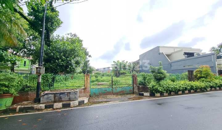 Sell Fast Flat Land Suitable for Business in Pesanggrahan