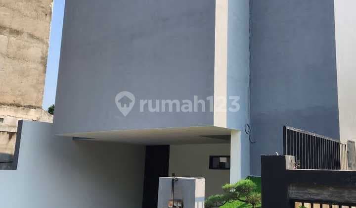Rumah Bagus Full Furnished Murah Siap Huni Dekat Tol
