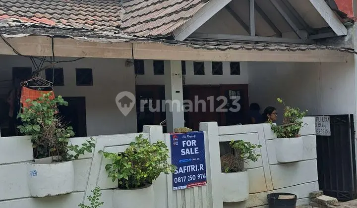 Rumah 2 Lantai Dilokasi yang Sudah Ramai bisa untuk Usaha