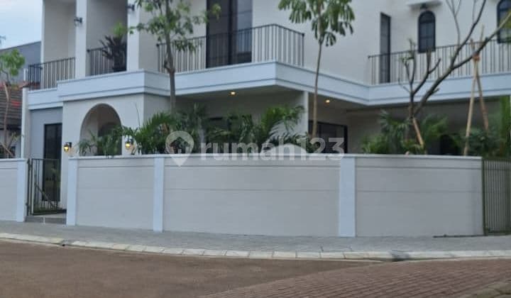 RUMAH CANTIK DI BSD KENCANA LOKA BRAND NEW SEMI FURNISH SIAP HUNI