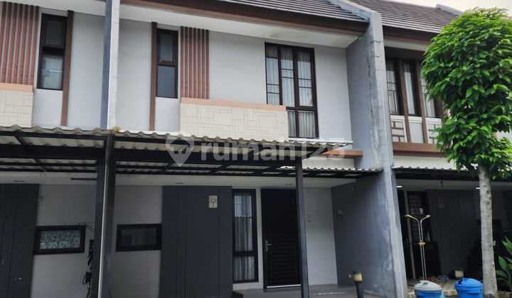 RUMAH CANTIK DI MOZIA BSD 2 LANTAI RAPIH SIAP HUNI LOKASI BAGUS
