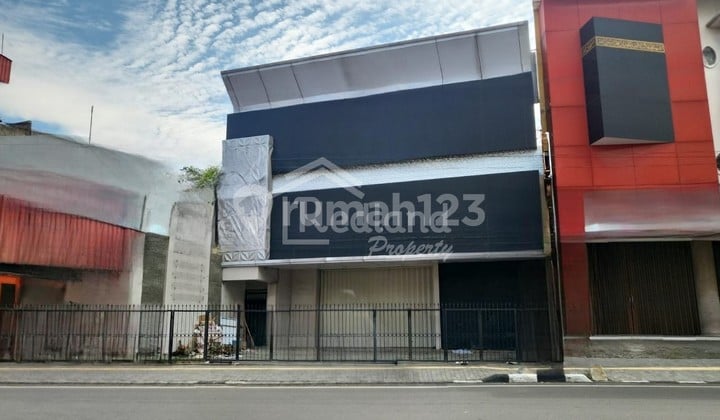 Ruko di Thamrin, Semarang Si Me 6558