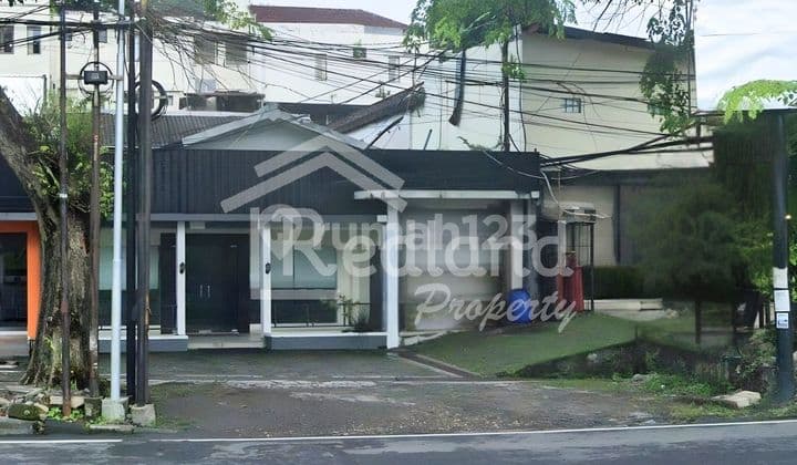 Ruang Usaha di daerah Pleburan , Semarang ( Si Vn 8396)