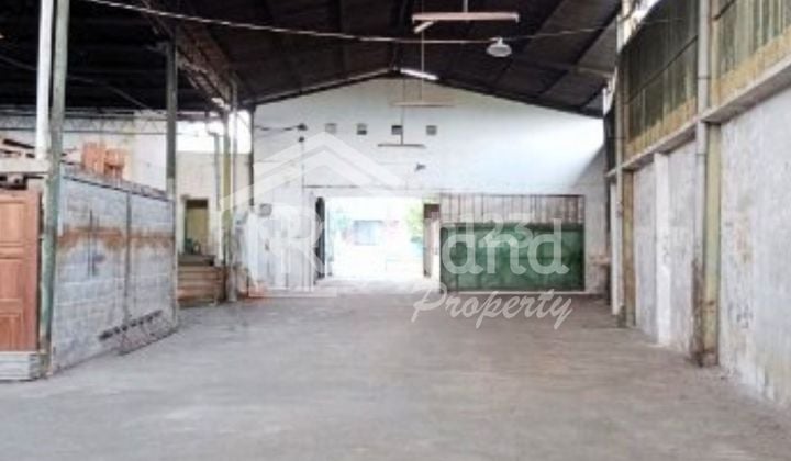Gudang di Slamet Riyadi , Bawen ( Si 7939S )