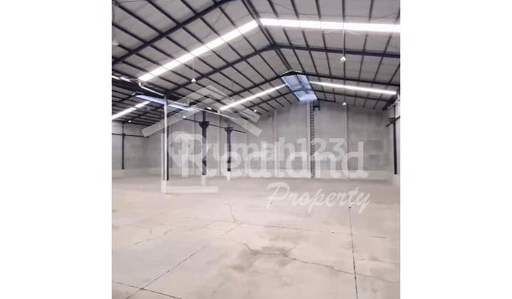 Gudang di Kic Gatot Subroto Tahap V , Semarang ( Si 8421S)