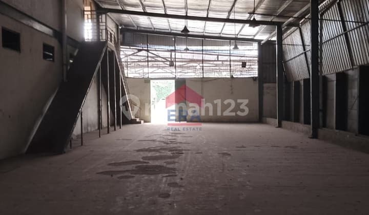 Dijual Pabrik di Jalan Iskandar Muda, Neglasari Kota Tangerang