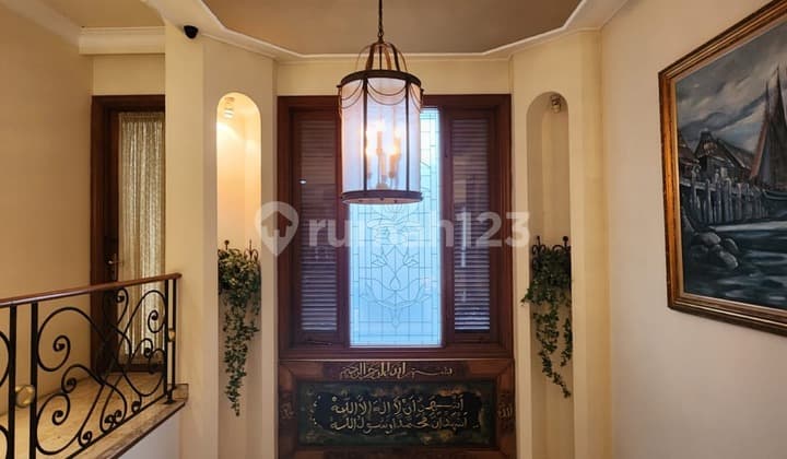 Dijual Cepat Rumah Mewah 2 Lt di Pondok Indah Jakarta Selatan
