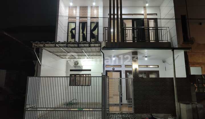 Di Sewakan Rumah Tempat Tinggal 2 Lantai di Perumahan Prima Harapan Regency Bekasi