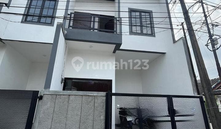 Dijual Rumah Baru 2 Lantai di Harapan Indah Bekasi