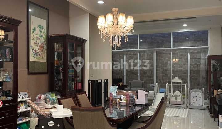 Rumah Cantik Dan Rapi di Grand Orchard, Kelapa Gading