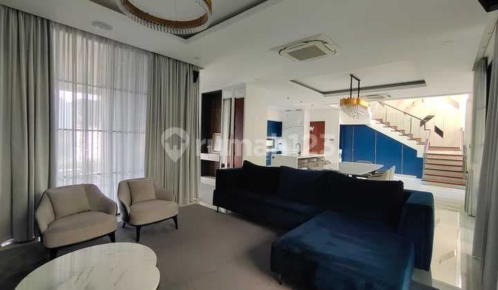 Harga Spesial Rumah Mewah Minimalis 3 Lantai di Kelapa Gading