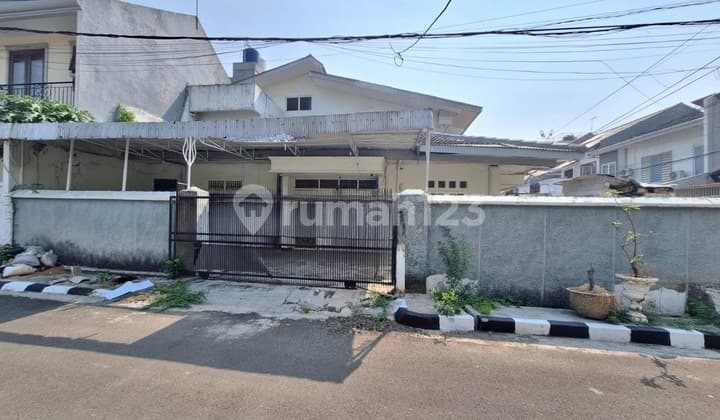 Harga Murah Rumah Tua di Pulo Asem Jakarta Timur