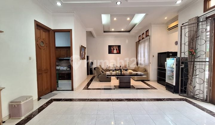 Harga Murah Rumah Rapi Dan Siap Huni 2 Lantai Di Kelapa Gading