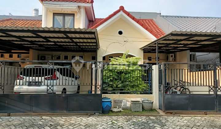 Rumah Babatan Pratama Wiyung Surabaya 9x15 1.5 Lantai Bagus Terawat Row Jalan Lebar