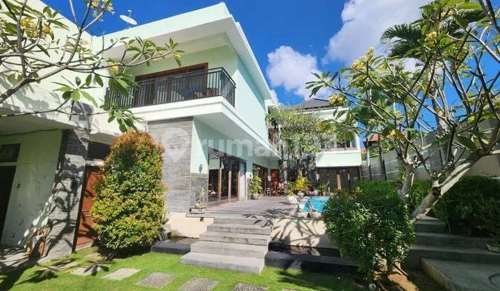 For Sale Modern 3 Bedrooms Villa 4 Are Seminyak Bali Furnished Private Pool