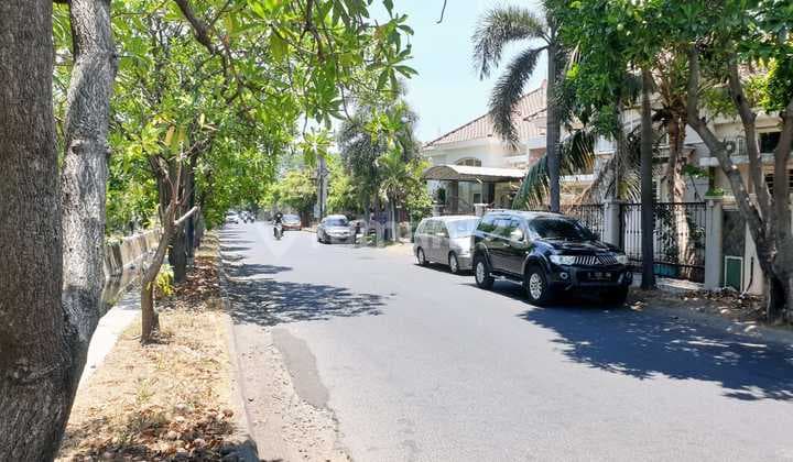 BELAKANG POLDA JATIM Rumah Central Park Ahmad Yani Surabaya SHM 314m2 Bisa Buat Kantor