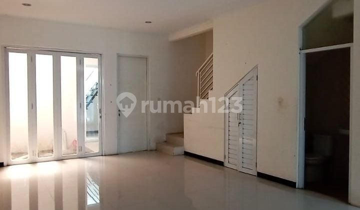 Dijual Murah Rumah 2 Lantai Cluster Redwood