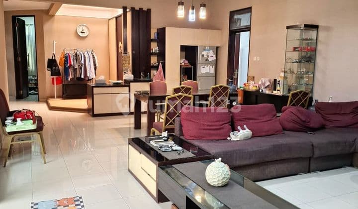 Dijual Rumah Singgasana Pradana Murah 1 Lantai Terawat Siap Huni