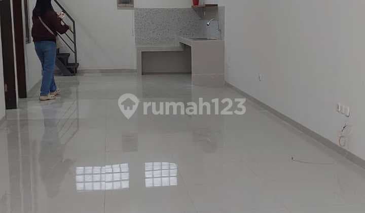 Di Jual Rumah Taman Kopo Indah 2Murah Dekat ke Jalan Utama Bagus Siap Huni