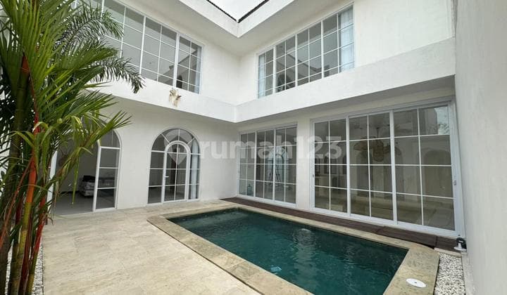 FOR RENT BEAUTIFUL VILLA IN CANGGU