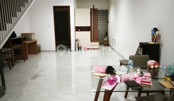 Sewa Rumah Mekar Wangi